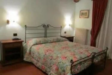 Podere Scarabattoli * Signa